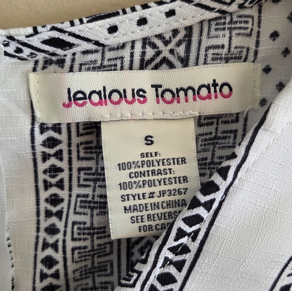 Jealous Tomato | Black & White Print Short Split Sleeve Romper Size Small - Picture 4 of 6